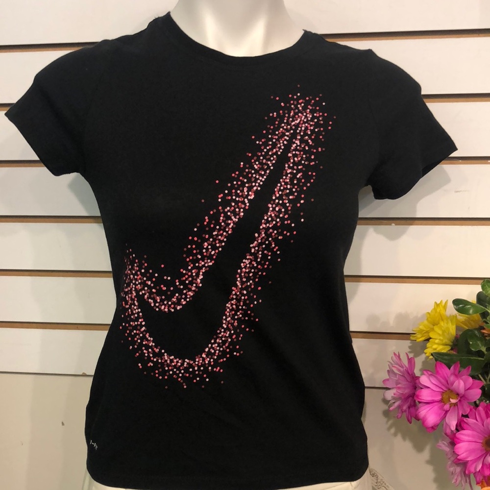 Nike Tee - Picture 1 of 7